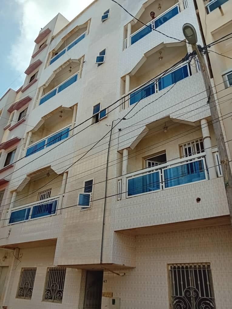 Immeuble R+4 HLM GRAND YOFF