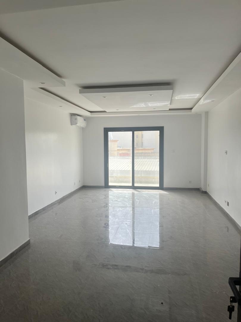 Appartements F4 Haut Standing au Point E