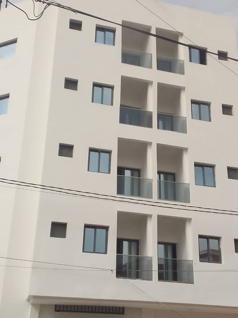 Immeuble R+3 + titre foncier à vendre