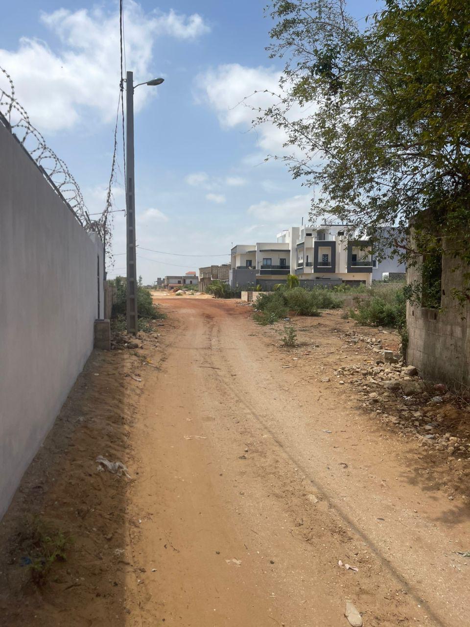 Terrain de 213 mètres carrés à vendre à Saly Sénégal
