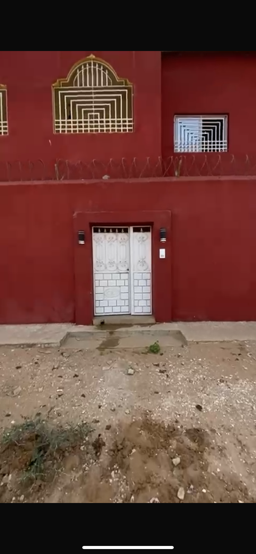 Villa de 300m² à vendre à Malicounda