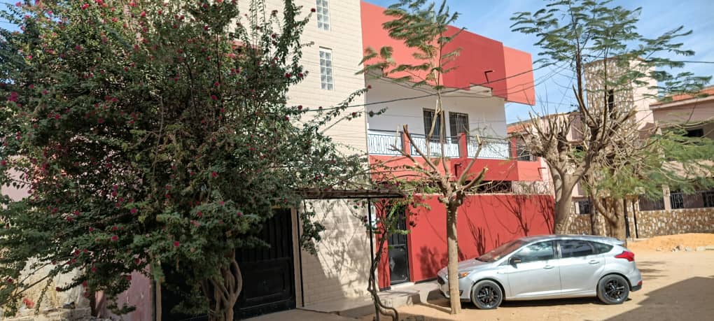 À louer : Spacieuse villa R+1 avec grand jardin