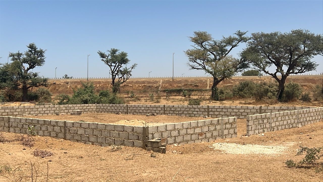 Terrains de 300 mètres carrés à vendre à Malicounda Sénégal
