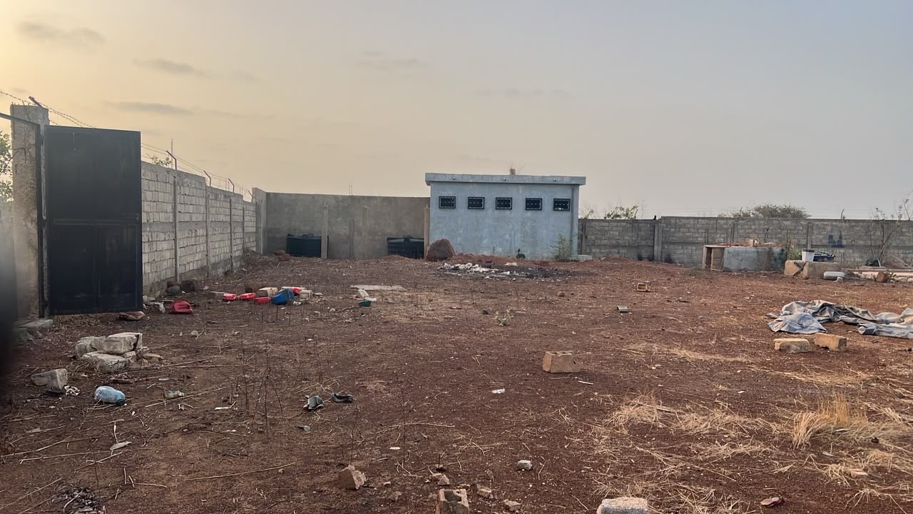 Terrain de 6000 mètres carrés à vendre à Gandigal  Sénégal