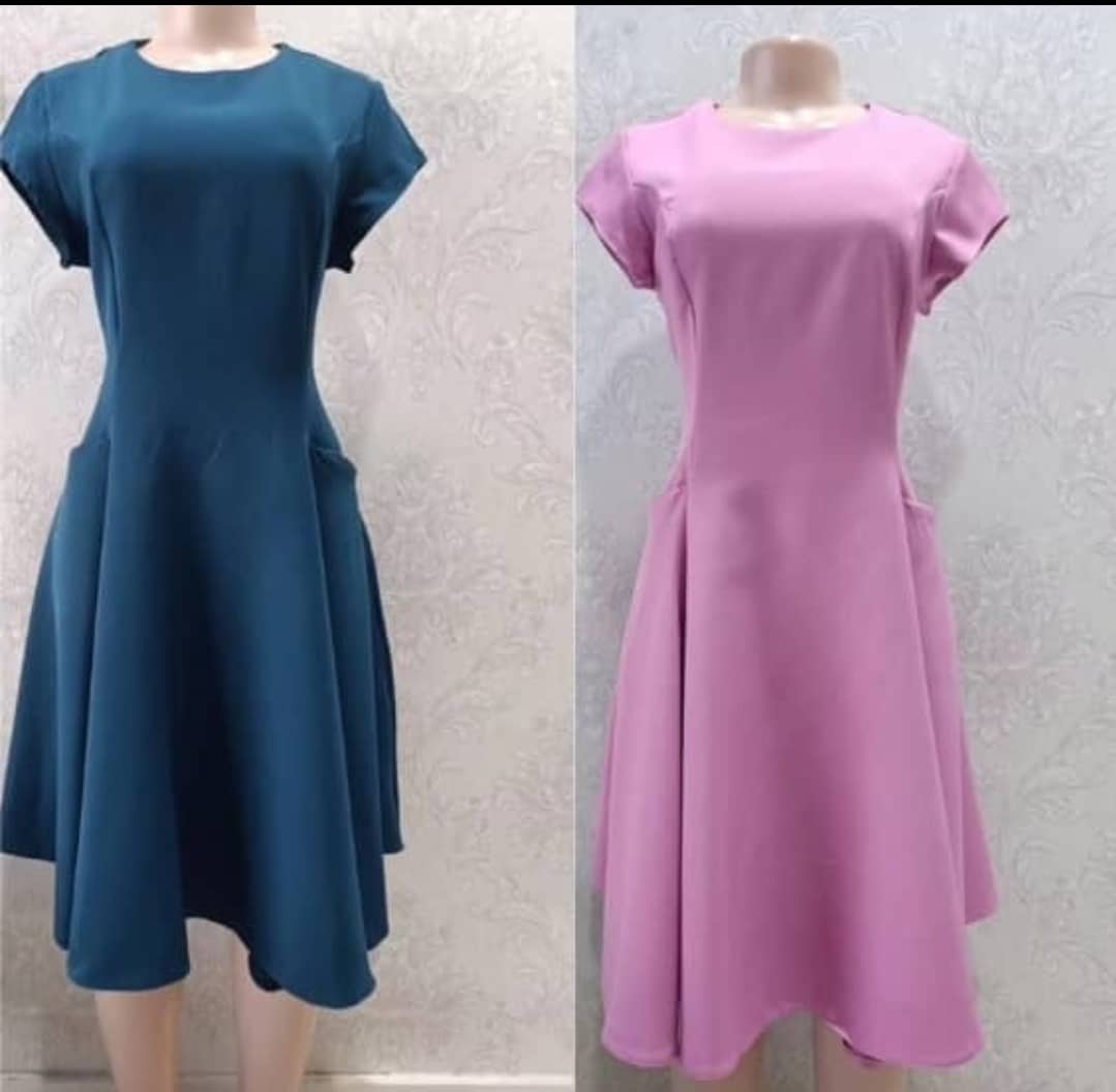 Lot de 5 Robes – Élégance et Confort pour Toutes les Occasions