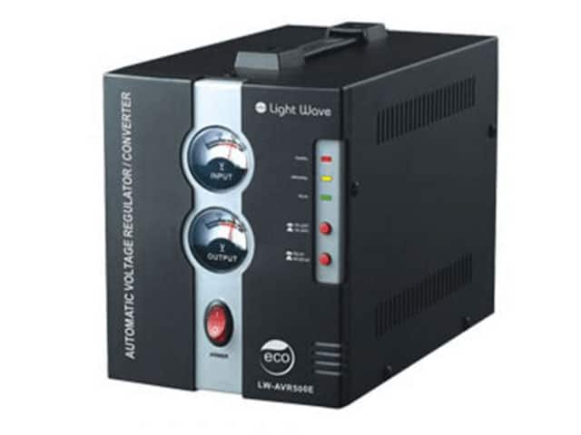 REGULATEUR DE TENSION LIGHTWAVE 2000VA