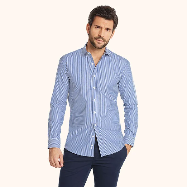 Chemise coupe cintrée à rayures marine