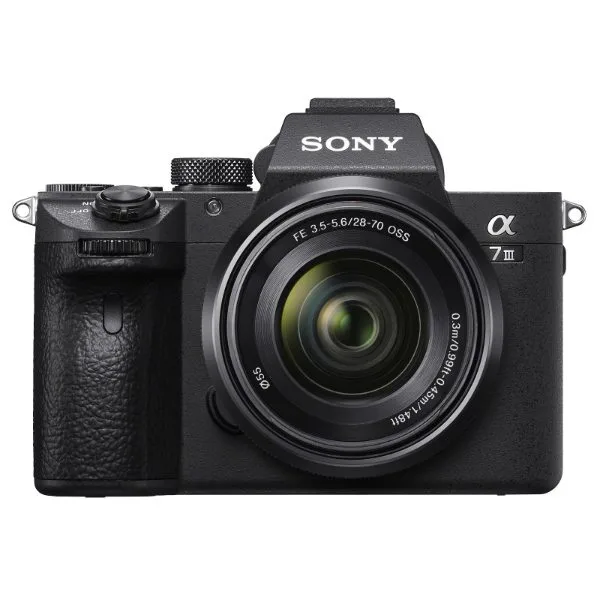Appareil photo Sony Alpha 7 III + 28-70mm
