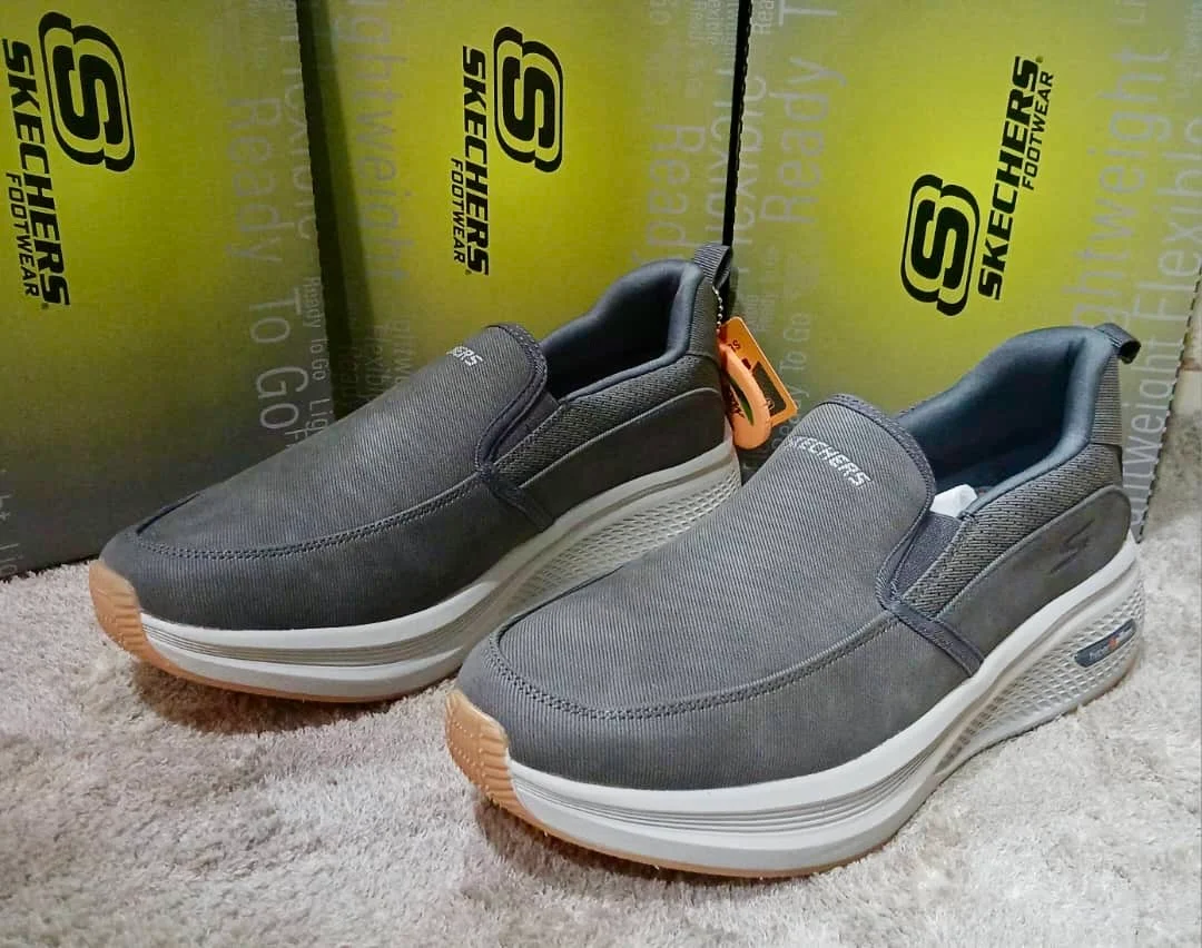 Chaussure Skechers Enfiler (Arch) Gris