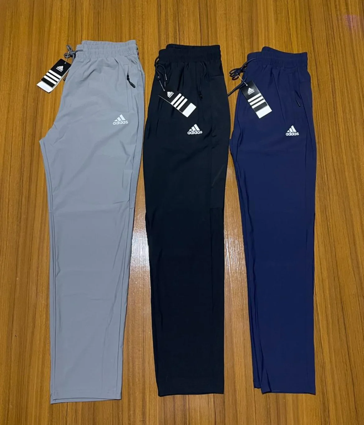 Pantalon Jogging Adidas fitness avec fermeture