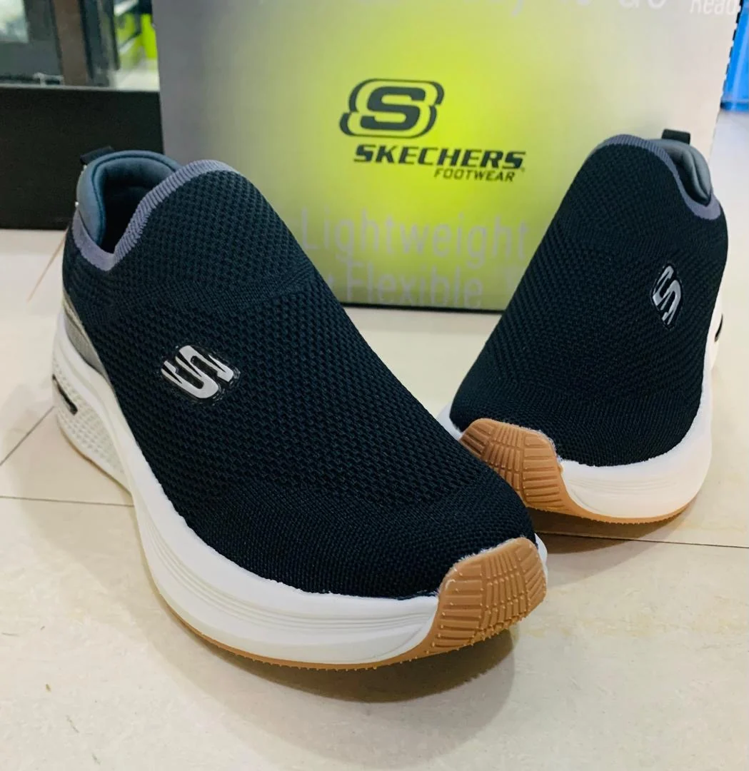 Chaussure basket Skechers(Noir) avec amorti à rebond élevé