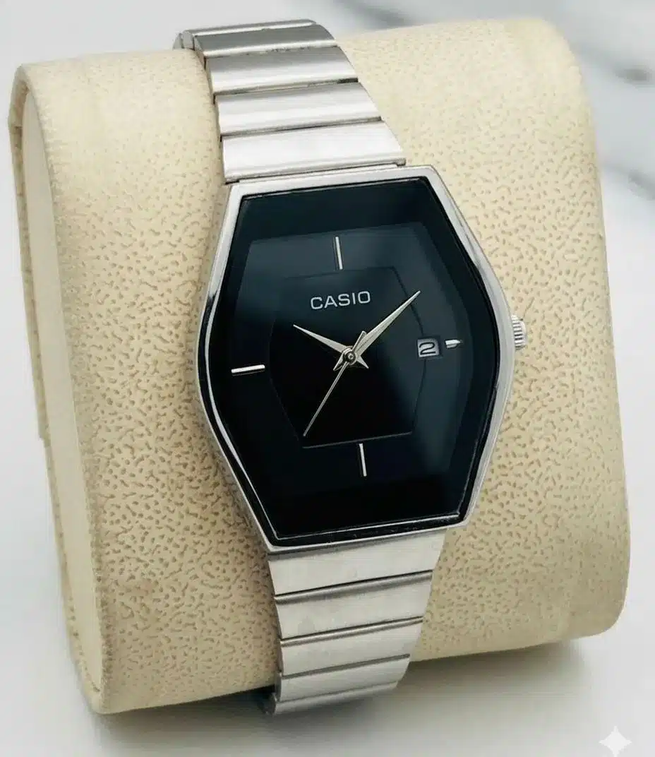 Montre Casio Argenté fond Noir