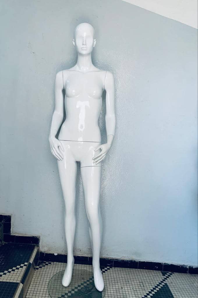 MANNEQUIN FEMMES