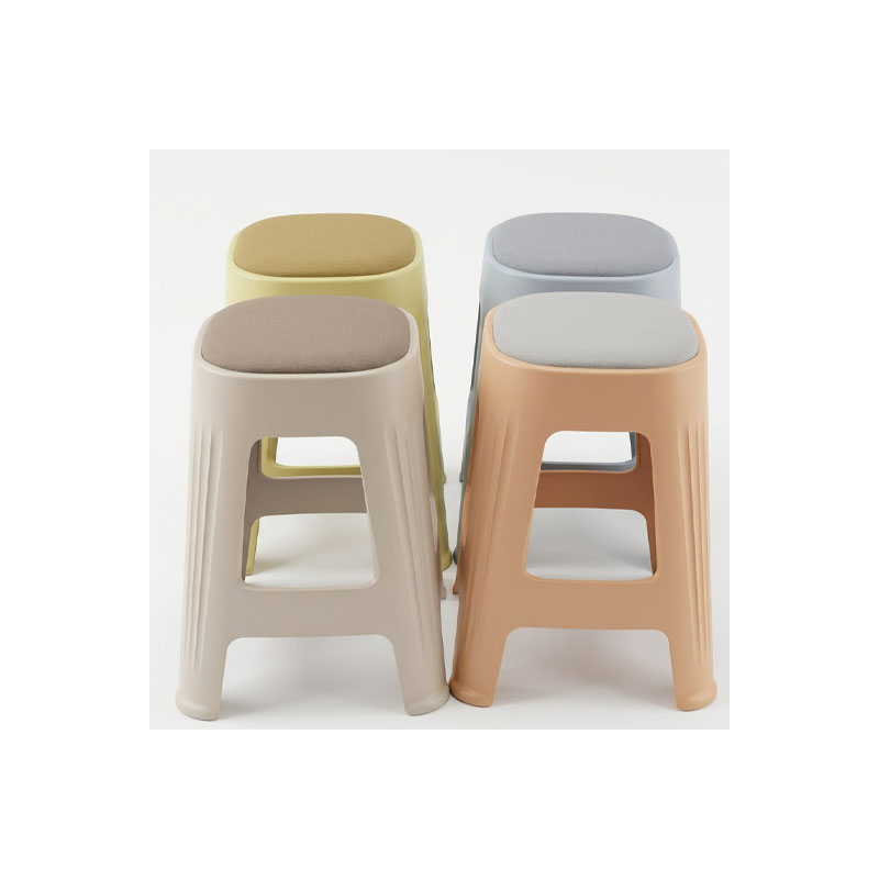 Tabouret en plastique
